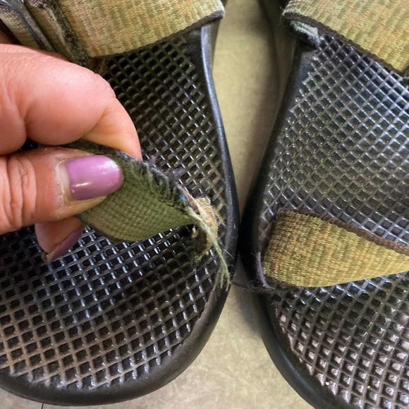 Chacos Green Outdoor Hiking Beachy Athletic Preppy Camping Swim Boating … - Picture 2 of 6